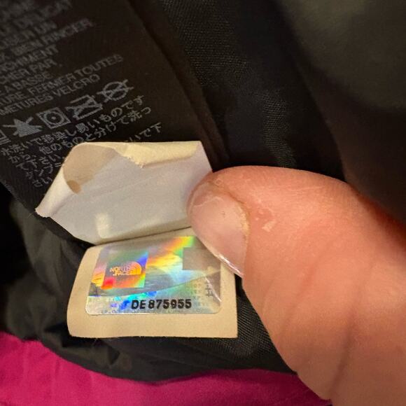 The North Face Women’s 3-in-1 HyVent Jacket Plum Magenta Waterproof Sz M No Hood - Picture 5 of 11